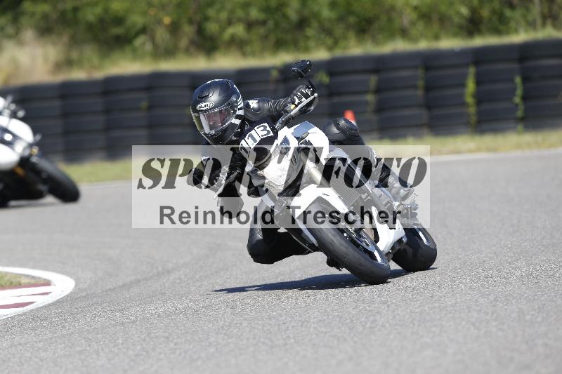 /Archiv-2025/48 25.08.2025 Cornu Master School ADR/gruen-vert/113